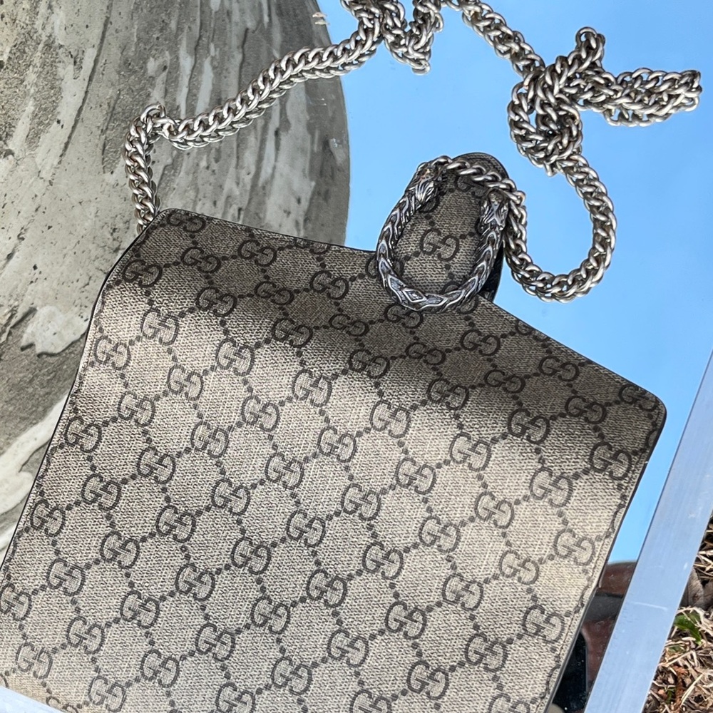 Gucci Cream Crossbody Bag with Monogram Pattern and Chain Strap